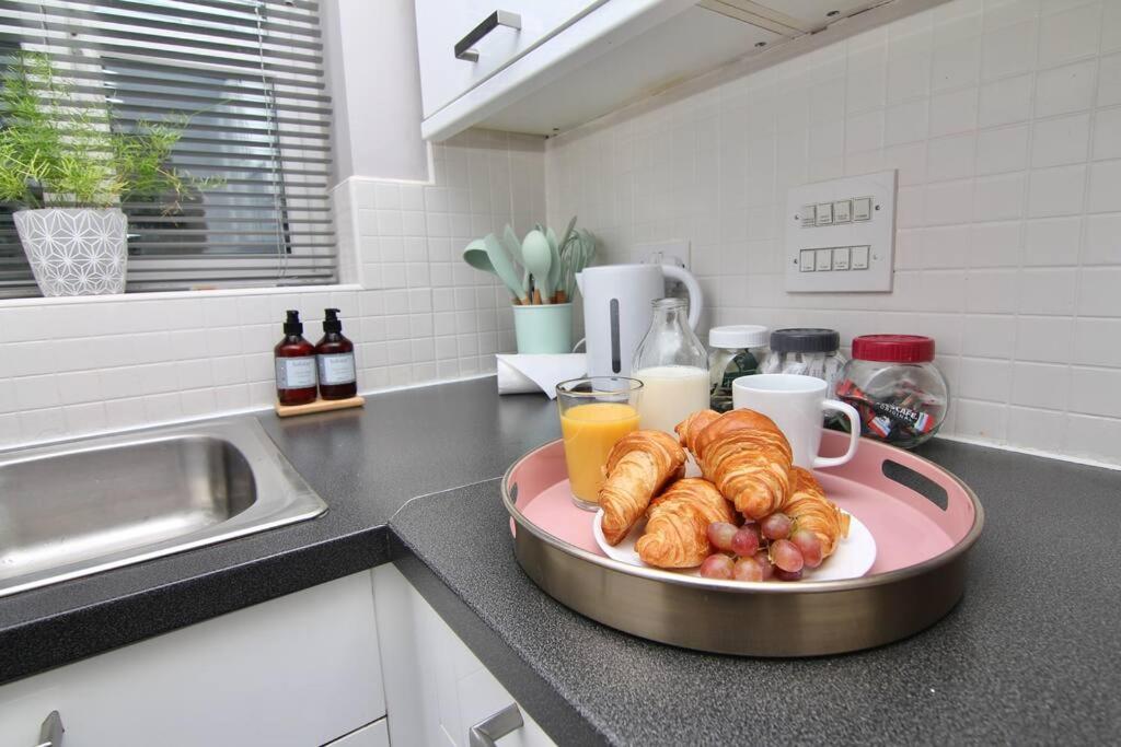 Daimler House - Cosy Home Near Coventry City Centre Ngoại thất bức ảnh